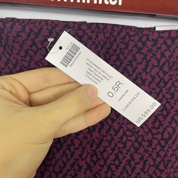 NWT Chico's So Slimming Juliet Micro Geo Pull on Ankle Pants Size 6 Burgundy - Picture 2 of 13